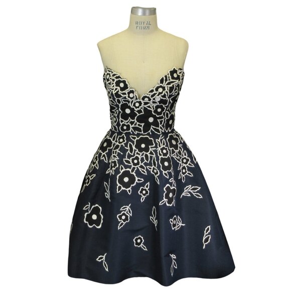 Carolina Herrera Navy Blue / White / Black Floral Embroidered Strapless A-Line S